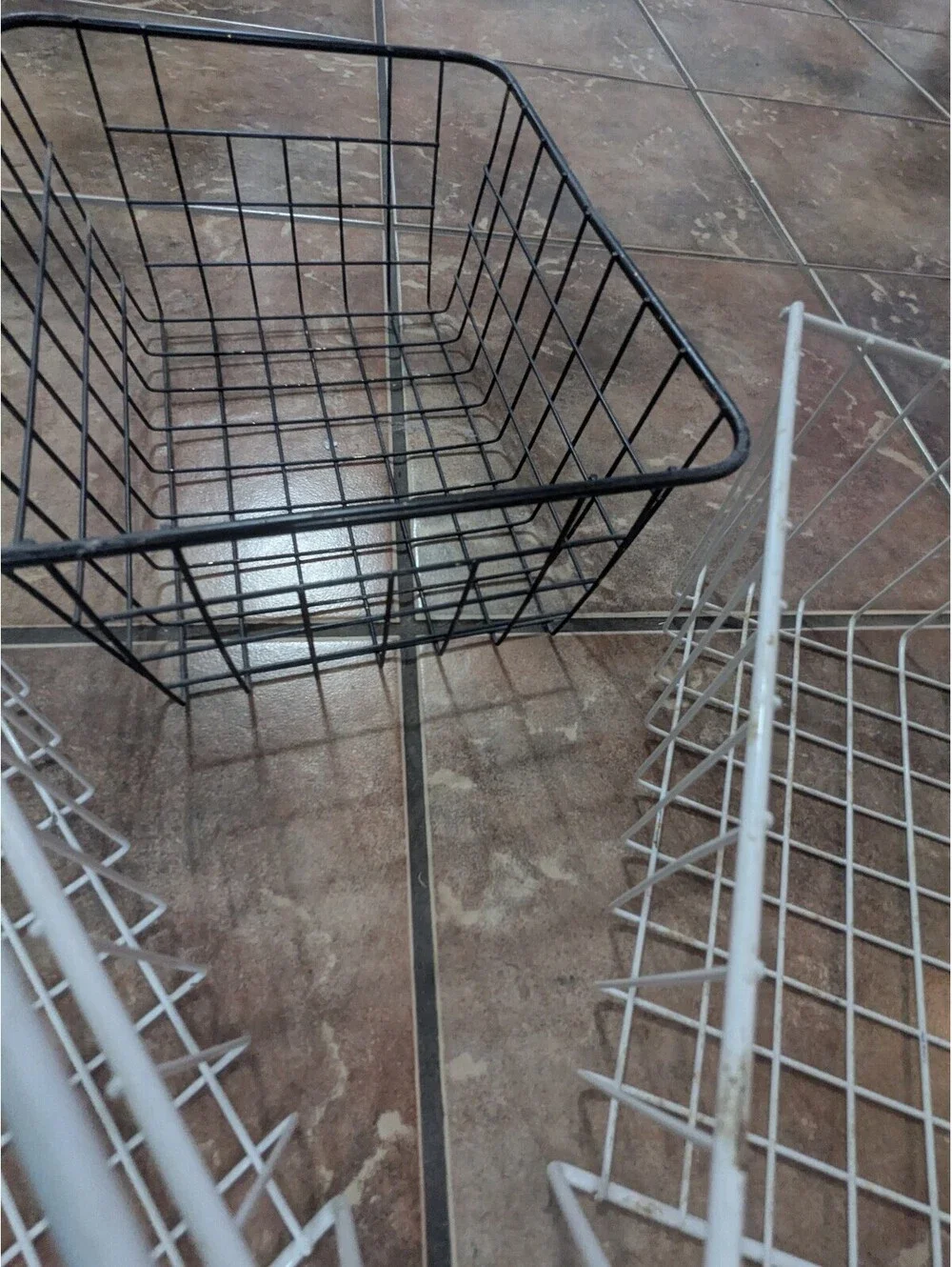 Set of 6 Metal Wire Storage Baskets in Various Colors